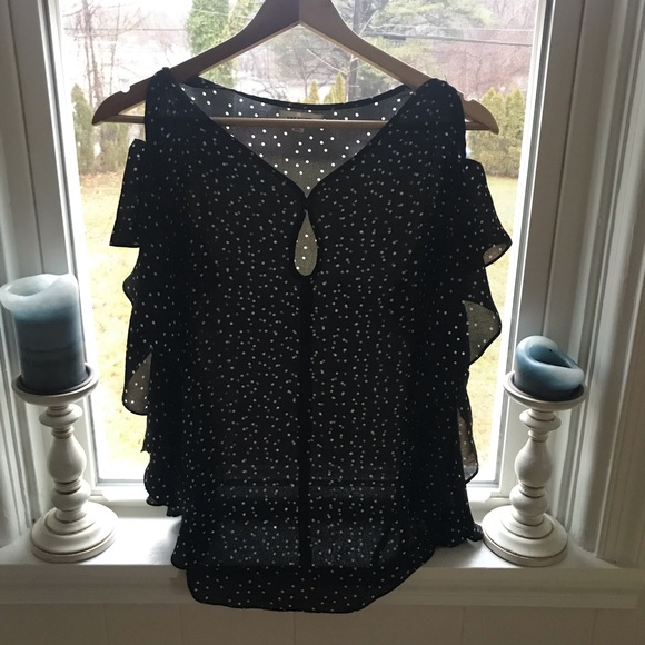 Polka dot short sleeve blouse - Picture 2 of 5